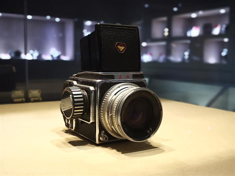 A retrospective of old cameras in photo history