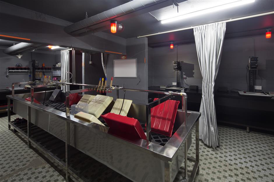 A retrospective of old cameras in photo history