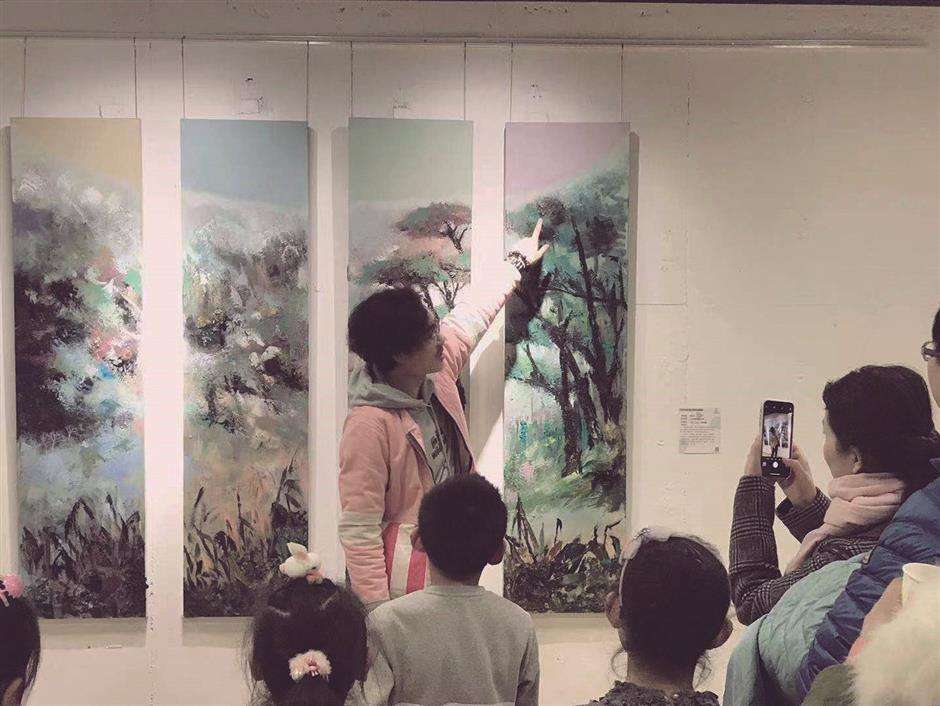 Art exhibition confronts environmental challenges