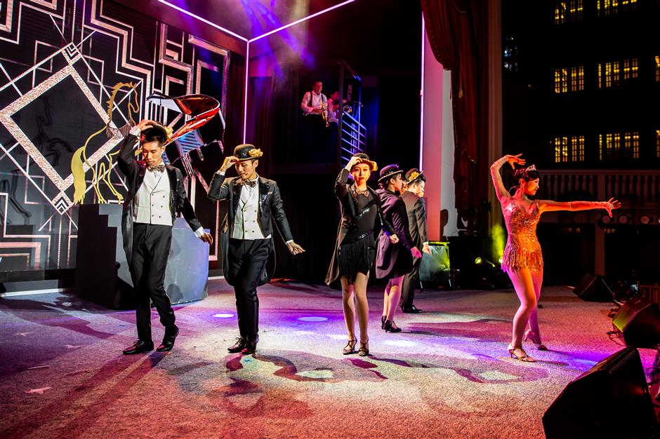 Variety show brings audience to old Shanghai