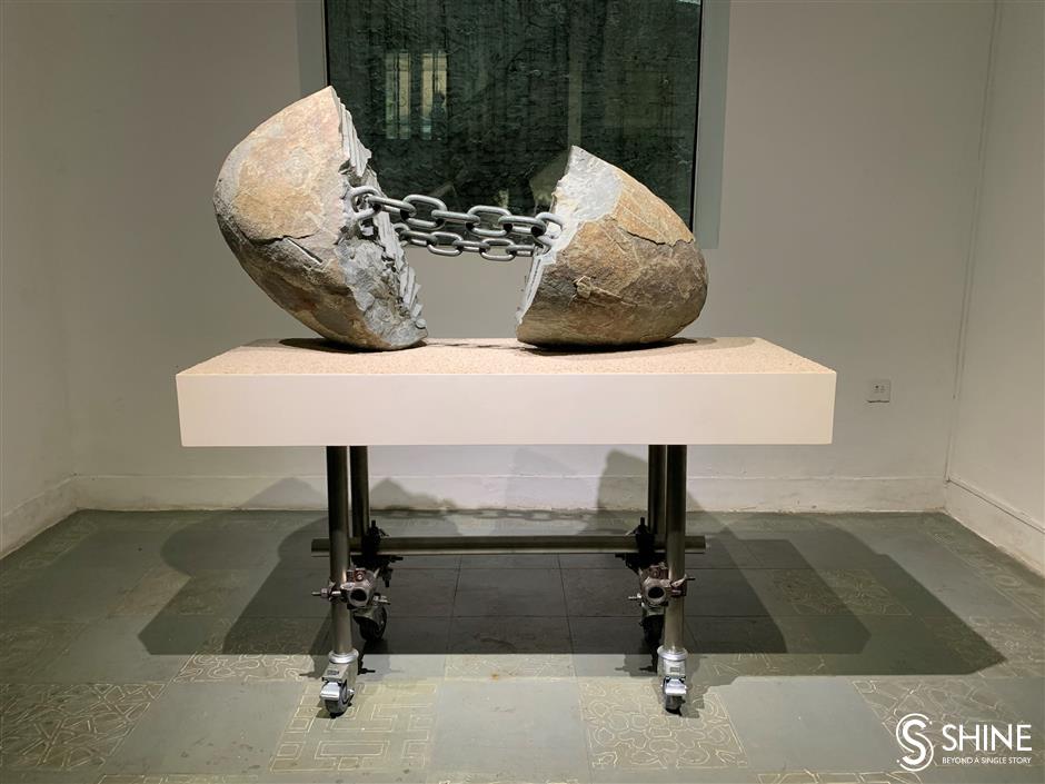 Sculpture show explores mans relationship with technology