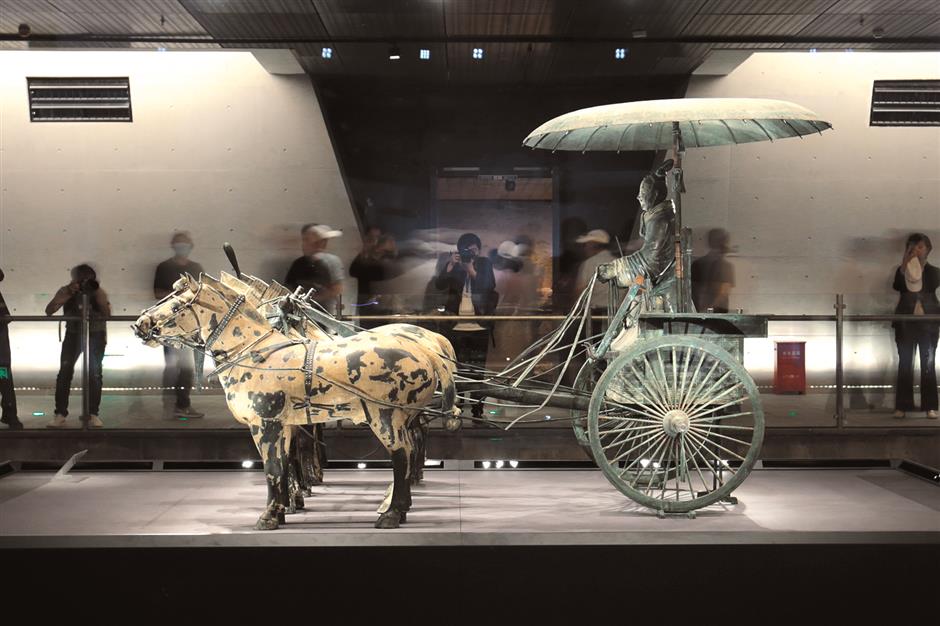 Magnificent bronze chariots that befit army of terracotta warriors