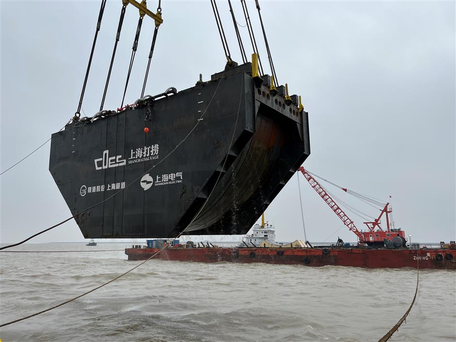 Operation launched to salvage ancient ship from Yangtze estuary