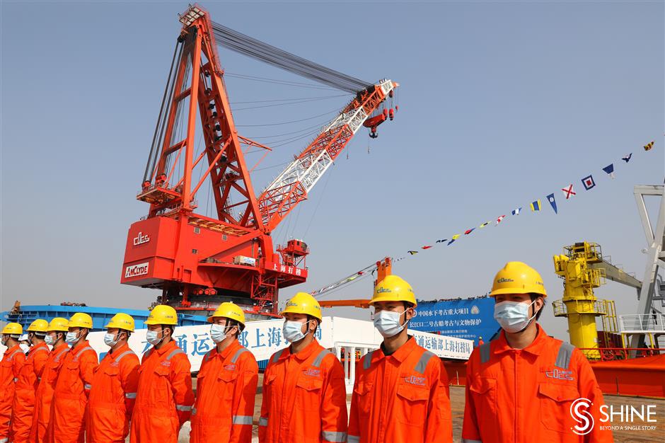 Operation launched to salvage ancient ship from Yangtze estuary