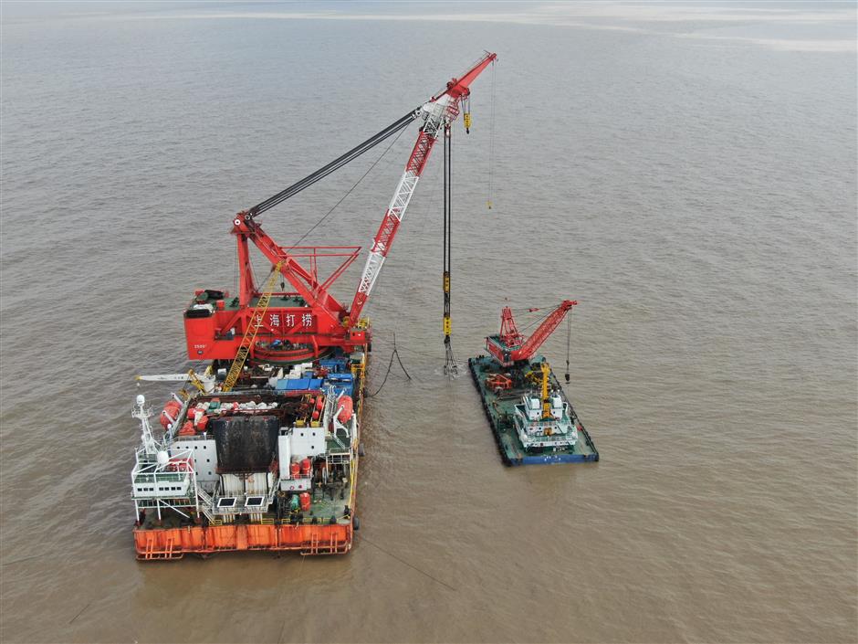 Operation launched to salvage ancient ship from Yangtze estuary