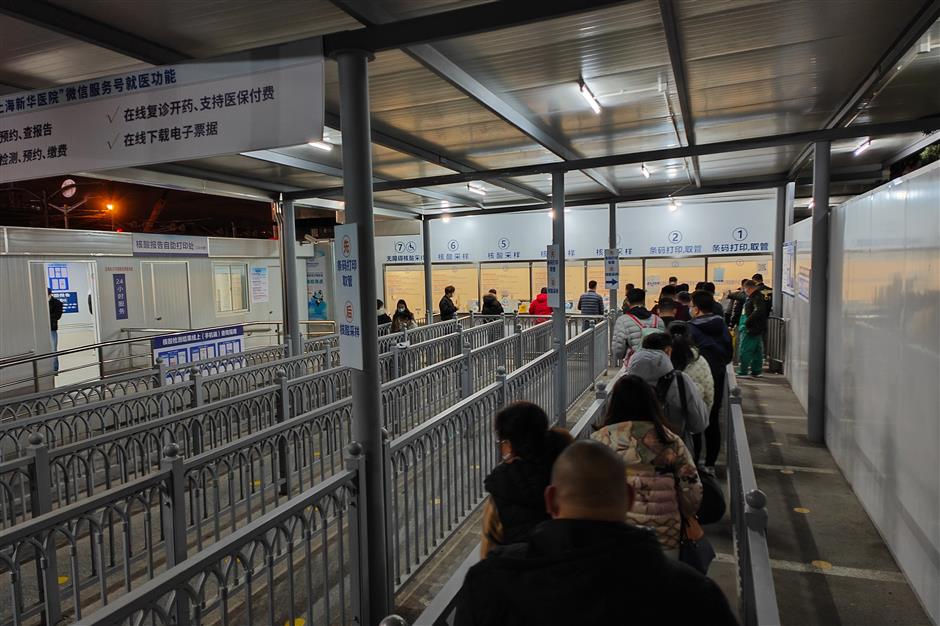 Twelve new local COVID-19 cases suspected of coming from overseas