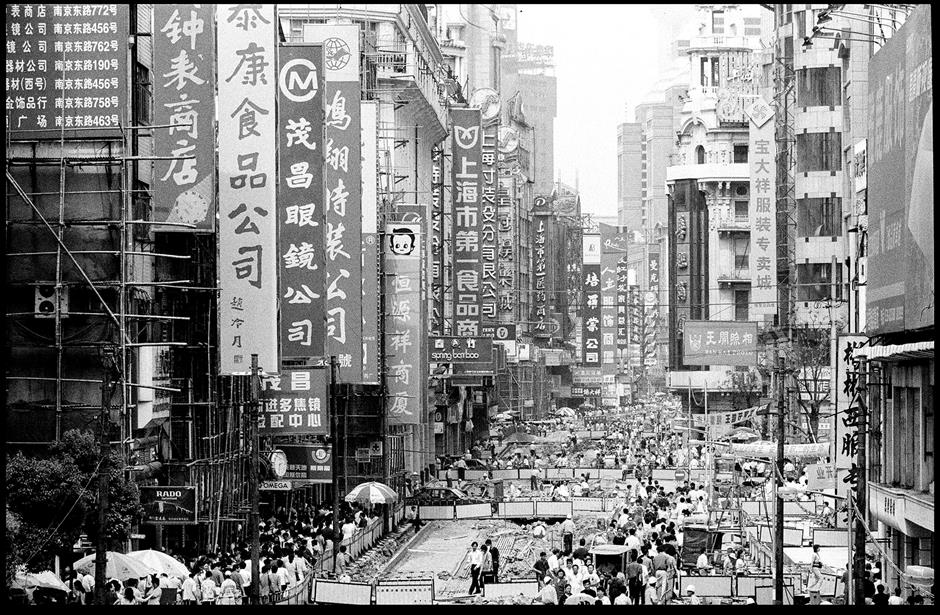 A retrospective of turn-of-the-century Shanghai