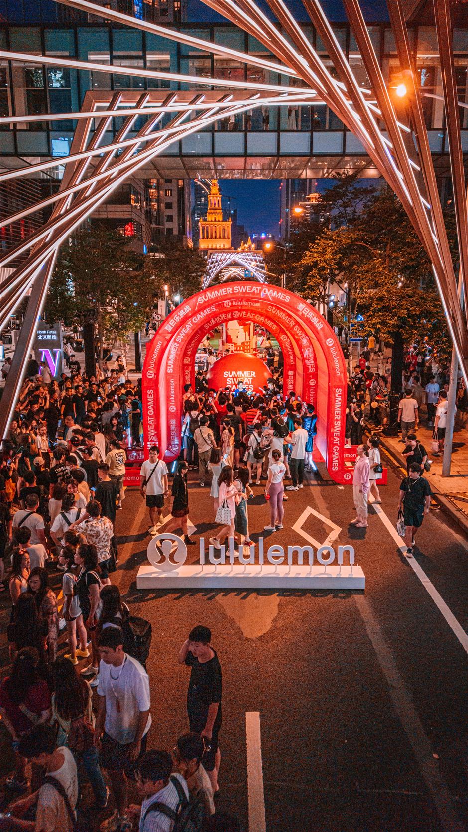 Shanghai limbers up ahead of National Fitness Day