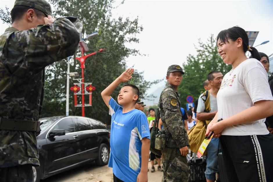 Grassroots flood heroes: Ordinary individuals, extraordinary deeds