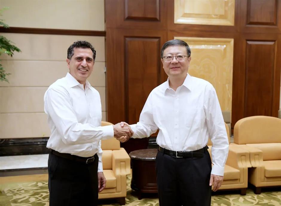Party Secretary Chen welcomes Synopsys's partnership in open innovation ecosystem