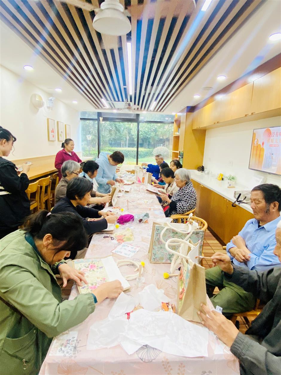 Solid senior care network in place as Shanghai marks Chongyang Festival