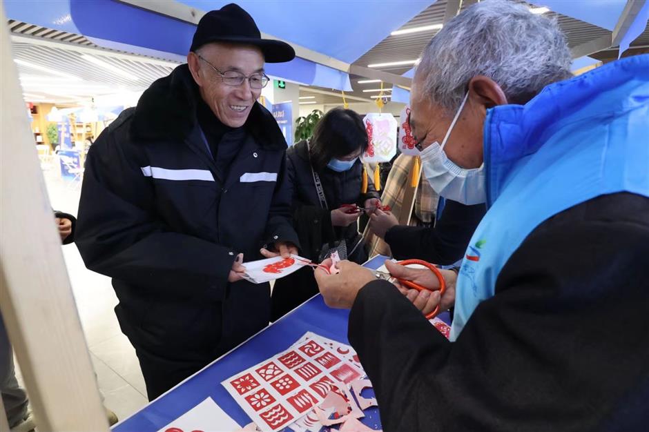 Elderly and child care street opens in Xuhui